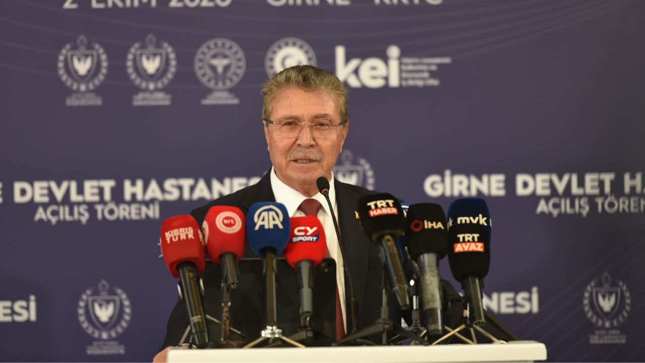Üstel: Söz uçar, eser kalır; eserlerimizle ülkemize mühür vuruyoruz